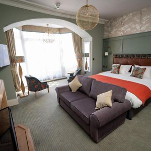 Victoria Hotel By Chef & Brewer Collection